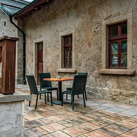Ticho - Ostruvek Apartman *