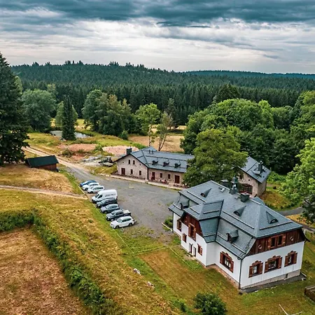 Ticho - Ostruvek Apartman *